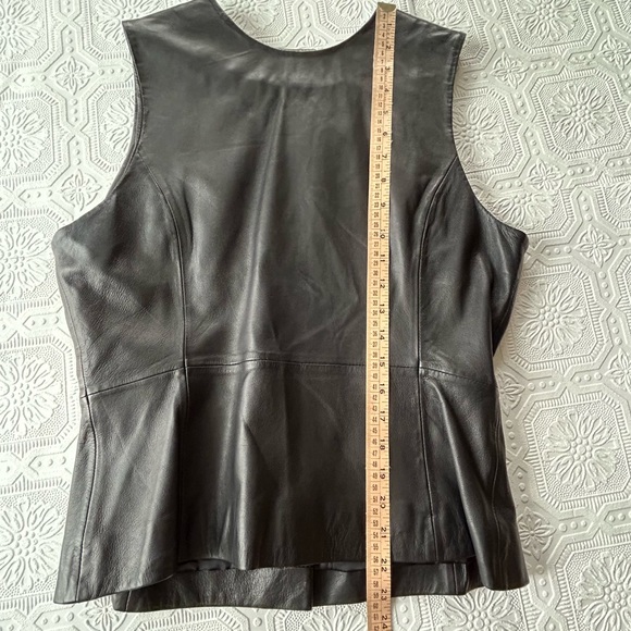Whet Blu Fashion Leather Button Up Sleeveless Top Sz M EUC - Picture 10 of 10